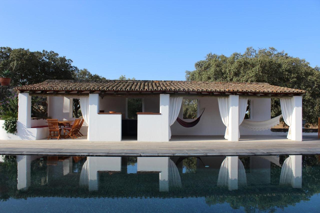 Herdade Dos Alfanges "The Barn" Viana do Alentejo Exteriör bild